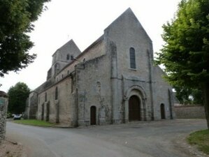 EGLISE SAINT-ETIENNE ET SAINTE-MADELEINE  LE PUISET